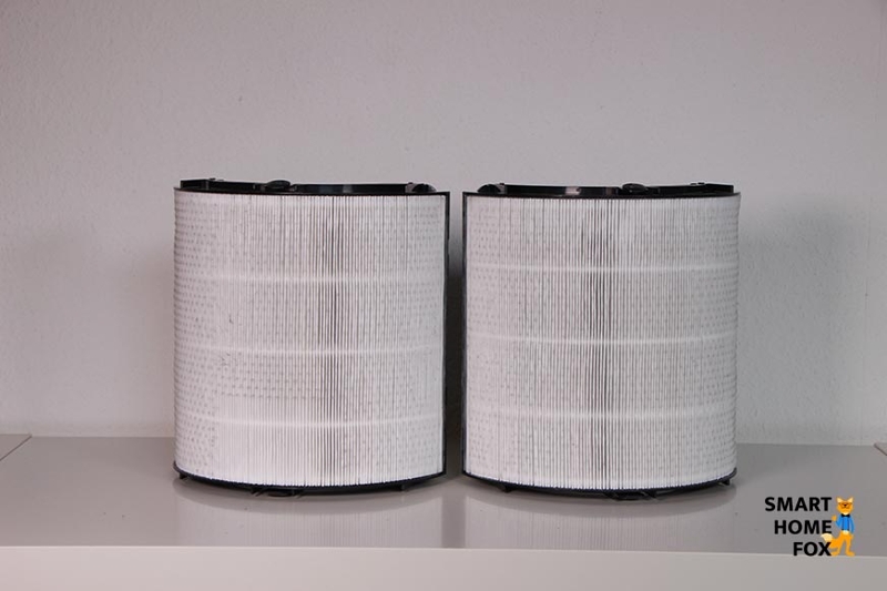 A used HEPA filter from the Dyson Purifier Cool Formaldehyde TP09 stands on a shelf.